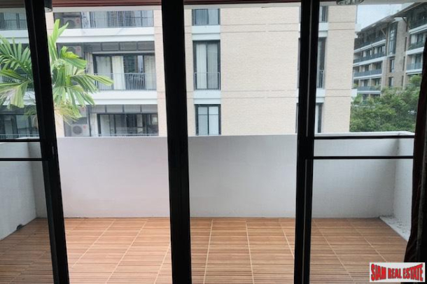 Large Four Bedroom Four Storey Pet Friendly House for Rent with Small Garden in an Excellent Sukhumvit Phrom Phong  Location-10