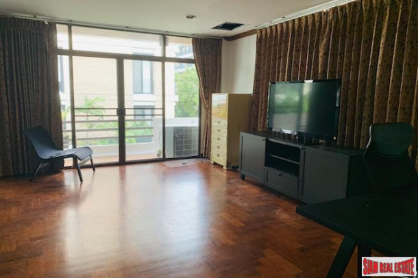 Large Four Bedroom Four Storey Pet Friendly House for Rent with Small Garden in an Excellent Sukhumvit Phrom Phong  Location-5