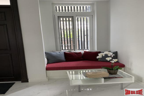 Three Bedroom, Three Story Pet Friendly Single House for Rent in Thong Lo-5