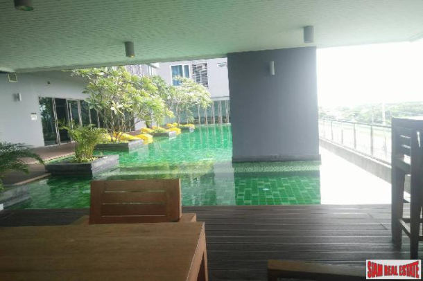 Grene Condo Chaengwattana | 2 Bed Fully Furnished Corner Unit on the 16th Floor with Open Views-16