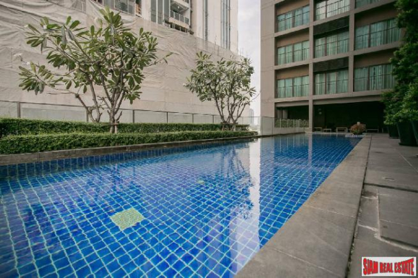 Noble Refine | Sunny Comfortable One Bedroom Condo for Sale in Phrom Phong.-4