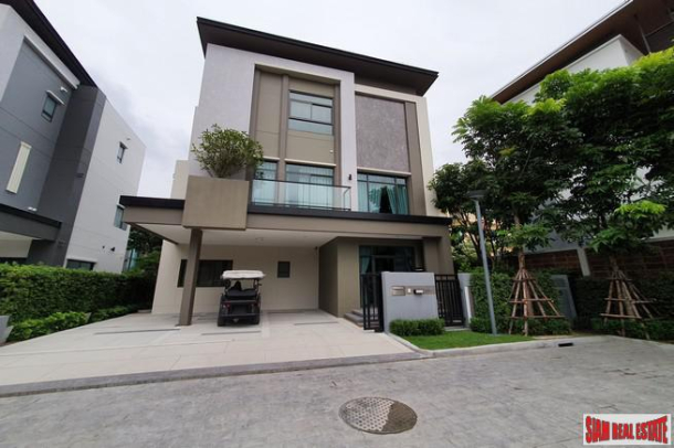 Luxury 4 Bed Show House for Sale in Exclusive Estate with Clubhouse at Bangchak Sukhumvit, close to BTS Phunnawithee-1