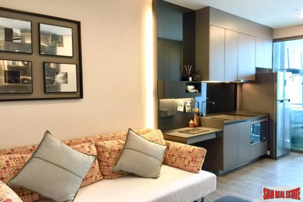 The Room Sukhumvit 69 | One Bedroom Condo for Sale with Pool Views and 100 m. to BTS Thong Lo-8