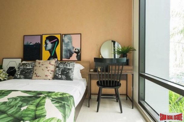 Rhythm Sukhumvit 36-38 | Comfortable and Uniquely Decorated Two Bedroom Condo with Pool Views for Rent in Thong Lo-4