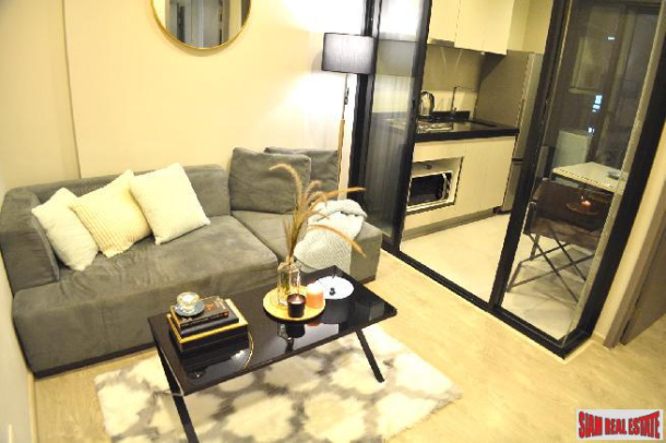 1 Bed Condo on High Floor at The Base Central Pattaya | Sea View and Central Location-10