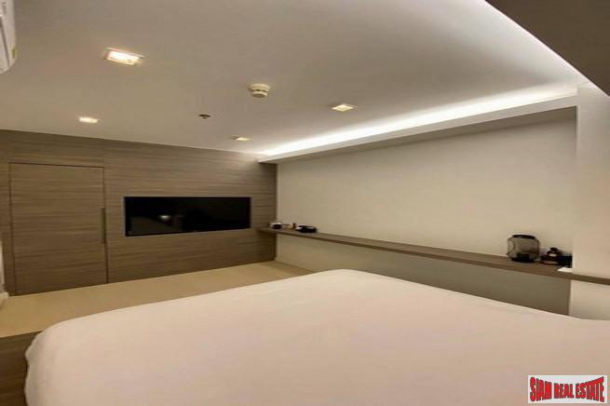 Ideo Verve Sukhumvit | Extra Large One Bedroom Corner Unit on 26th Floor at BTS On Nut-11