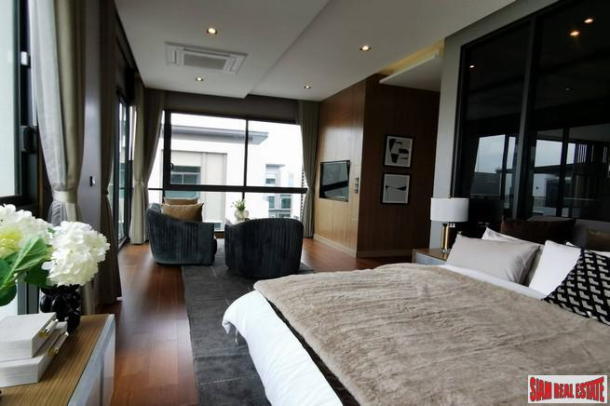 Luxury 5 Bed Show House for Sale in Exclusive Estate with Clubhouse at Bangchak Sukhumvit, close to BTS Phunnawithee-29