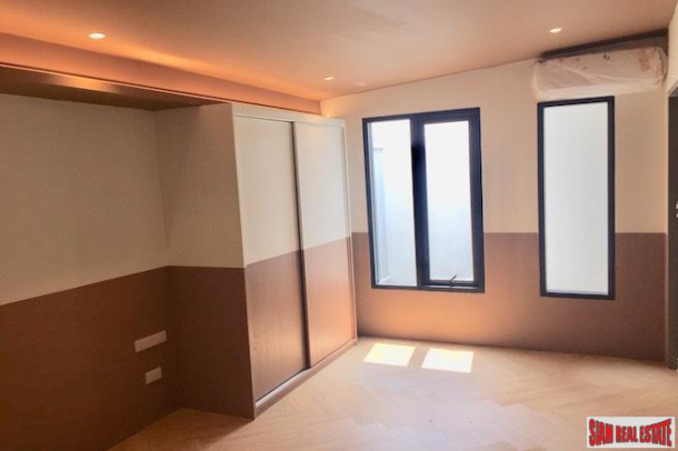 Newly Renovated Three Bedroom Detached Two Storey House for Sale Near BTS Prakanong-21