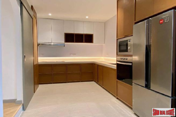 Newly Renovated Three Bedroom Detached Two Storey House for Sale Near BTS Prakanong-27
