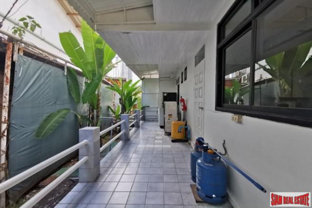 Spacious 3+ Bedroom House for Rent in Quiet Area of Phrom Phong - Pet Friendly-5