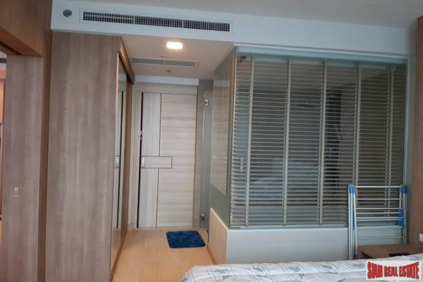 Cetus Beachfront Condominium | Panoramic Sea Views from this 25th Floor One Bedroom Condo for Sale-17