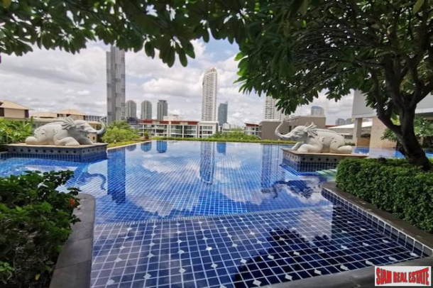 Baan Sathorn Chaophraya | Exceptional River Views from this 2 Bed Corner Unit on 26th Floor on the Chaophraya River-7