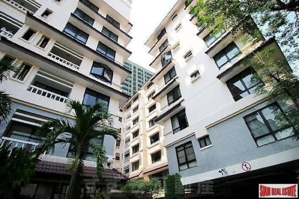 Baan Chan Condo | 2 Bed Furnished Corner Unit Condo with Green Views in Quiet Area in Thonglor 20, Sukhumvit 55-1