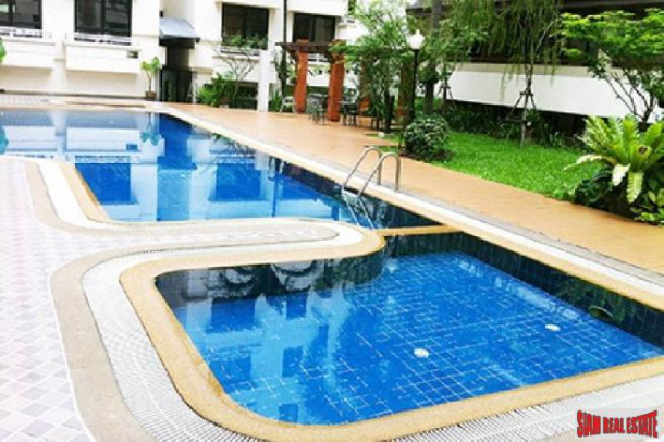 Baan Chan Condo | 2 Bed Furnished Corner Unit Condo with Green Views in Quiet Area in Thonglor 20, Sukhumvit 55-2
