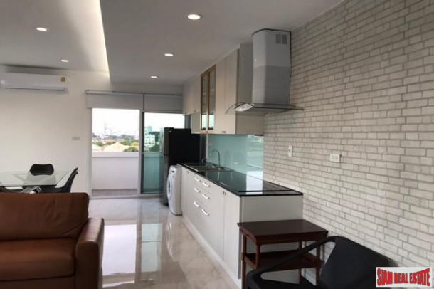 36 D.Well | Super Spacious Three Bedroom  Penthouse for Rent in Modern Phra Khanong Low-Rise Condo-13