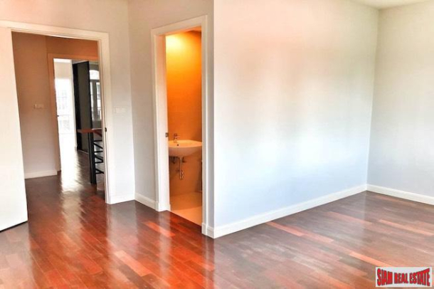 Spacious New Two Bedroom Townhome for Rent on Asoke Road. (No furniture)-9