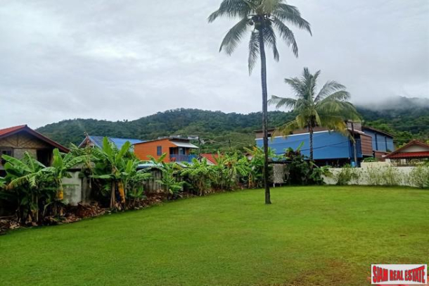 560 sqm Flat Land Plot for Sale in a Small Rawai Estate only 10 Minutes to Nai Harn Beach-16