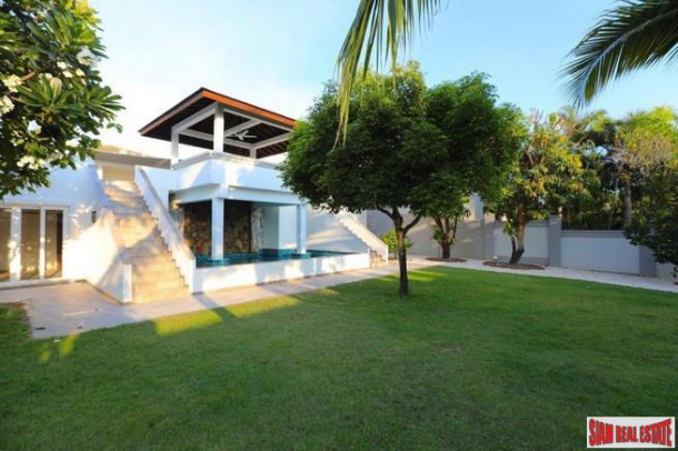 Siam Royal View Village | Exclusive Five Bedroom House with Stunning Sea Views for Sale in East Pattaya-11