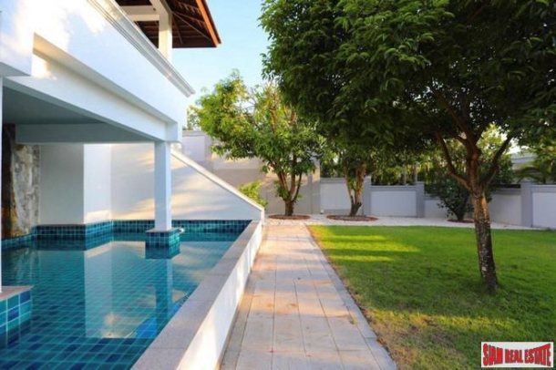 Siam Royal View Village | Exclusive Five Bedroom House with Stunning Sea Views for Sale in East Pattaya-9