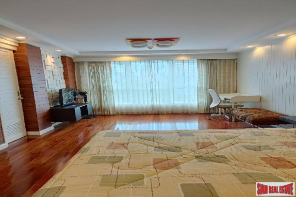 Noble Ploenchit | City Views from this One Bedroom Condo for Rent near BTS Phloen Chit-22