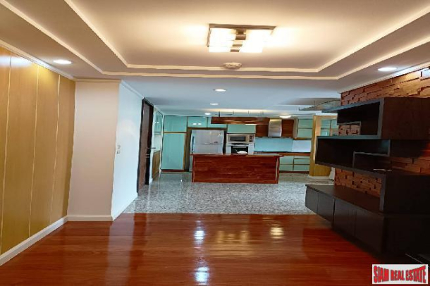 Avenue 61 Condominium | Spacious Contemporary Two Bedroom Low Rise Condo for Rent in a Quiet Area of Ekkamai-5