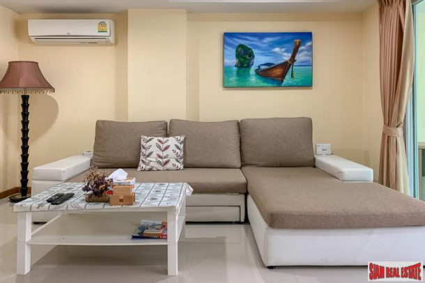 Palm Breeze Resort | Cozy 65 sqm One Bedroom Condo Recently Renovated for Sale in Nai Harn-3