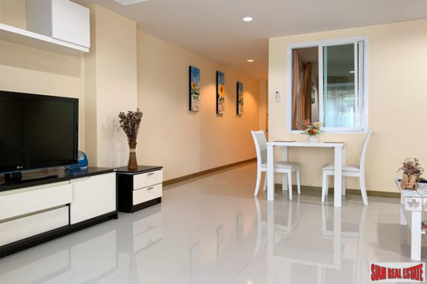 Palm Breeze Resort | Cozy 65 sqm One Bedroom Condo Recently Renovated for Sale in Nai Harn-5