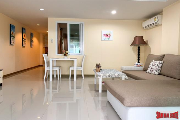 Palm Breeze Resort | Cozy 65 sqm One Bedroom Condo Recently Renovated for Sale in Nai Harn-6
