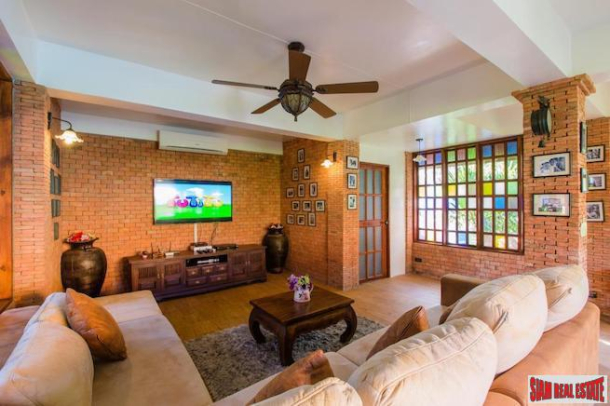 Business For Sale / Small Cozy Resort & Phu Thai Pool Villa for Sale in Nai Harn-6
