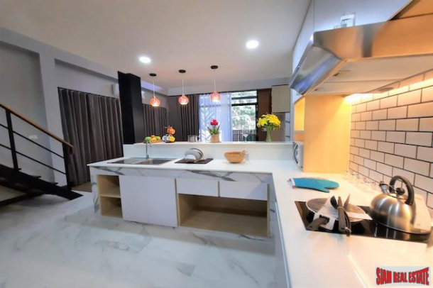 Contemporary Three Bedroom House with Roof Terrace & Pool for Sale in Ao Nang, Krabi-6