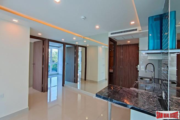 Reflection Condo | Luxury Living & Sea Views from this Three Bedroom Condo for Sale in Jomtien-21
