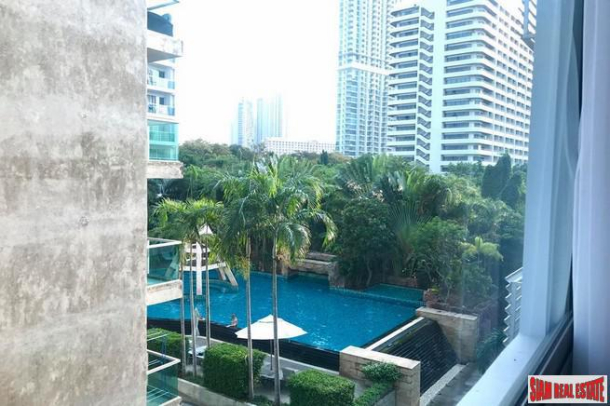 Club Royal Wongamat | Spacious Two Bedroom Condo for Sale 100 m. from the Beach in Na Kluea-2