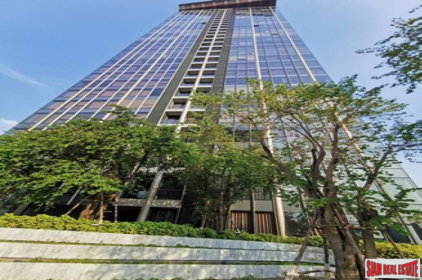 The Esse at Singha Complex | New Modern Two Bedroom Asok Condo for Rent-18