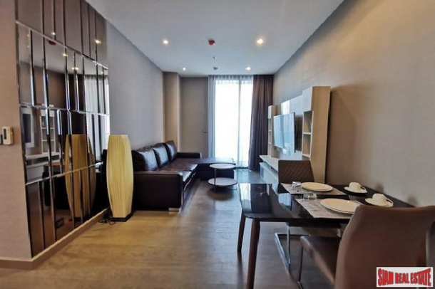 The Esse at Singha Complex | New Modern Two Bedroom Asok Condo for Rent-7