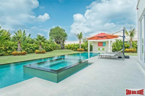 The Vineyard Phase 3 | Outstanding Three Bedroom with Private Swimming Pool and Large Terrace for Sale in East Pattaya-17