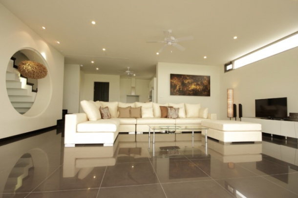Large Duplex with Five Bedrooms each Unit and Roof Top Terrace for Sale near Phuket Town-4