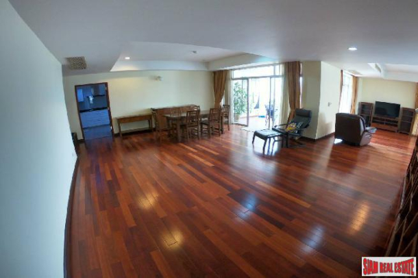 Kiarti Thanee City Mansion | Two Storey Three Bedroom Pet Friendly Duplex for Sale in Asok-14