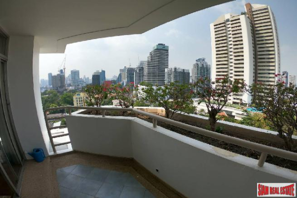 La Cascade  | Large 3 Bed Condo with Open City and Green Views in Excellent Location at Ekkamai-4