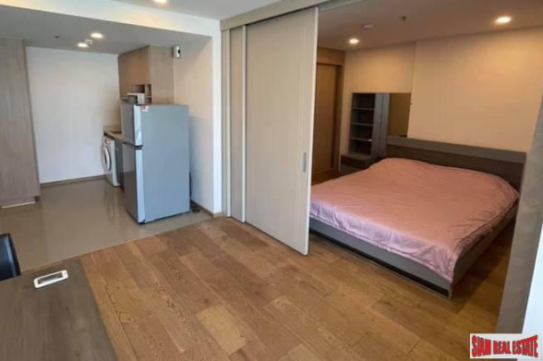 Q Chidlom Petchaburi | Sunny One Bedroom with City Views for Sale on 29th Floor-11