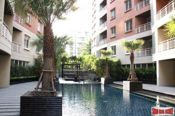 The Rise Sukhumvit 39 | Large Two Bedroom Condo for Rent in a Low-rise Phrom Phong Building-1