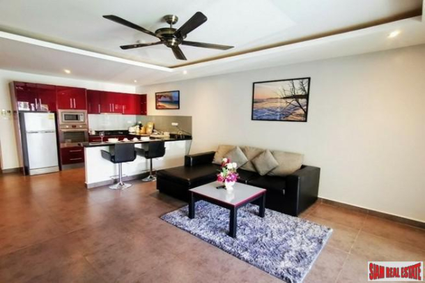 Tudor Court Condo | Extra Large One Bedroom Condo for Sale in Pattaya City-2