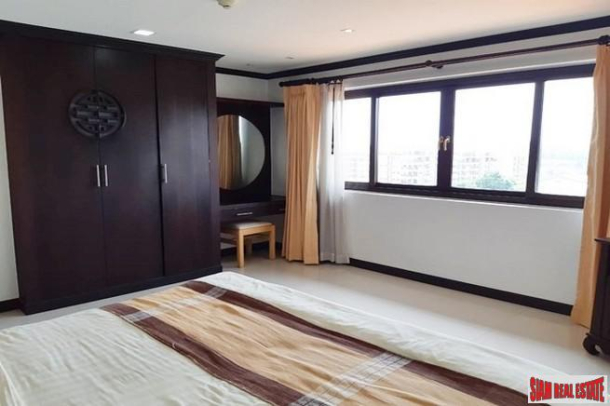 Nirvana Place Condo |  Very Spacious One Bedroom Condo  in Low Density Apartment for Sale in Pattaya City-4