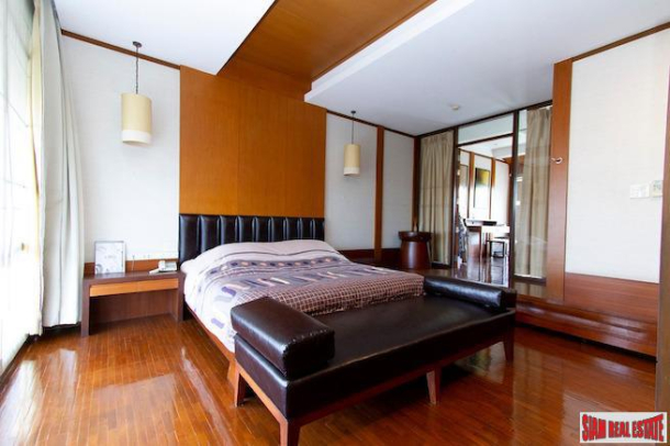 Prompak Place | Spacious Four Storey Three Bedroom House for Sale in the Heart of Thong Lo-4