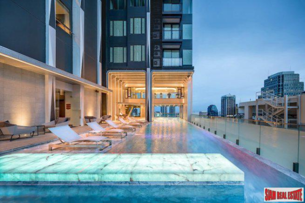 Edge Sukhumvit 23 | Professionally Decorated Two Bedroom Condo for Sale with Great City Views-1