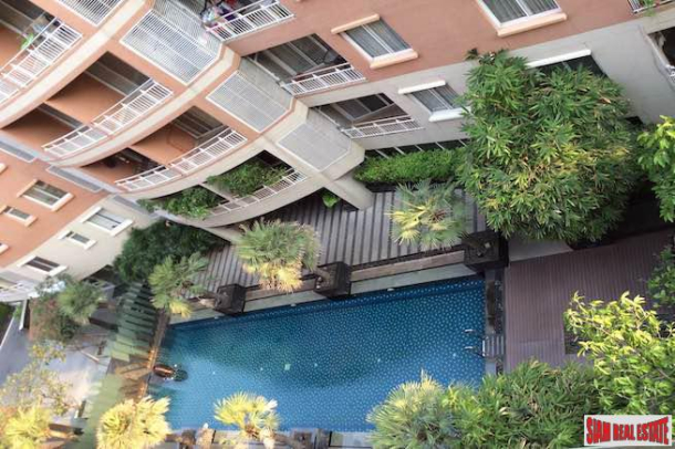The Rise Sukhumvit 39 | Two Bedroom with Pool View in a Phrom Phong Low Rise Condo-14