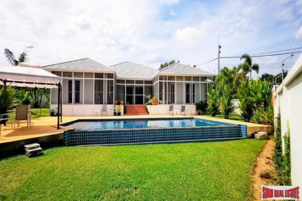 Large Four Bedroom Decorated in Modern-Thai Style with Private Swimming Pool for Sale in Huay Yai-1