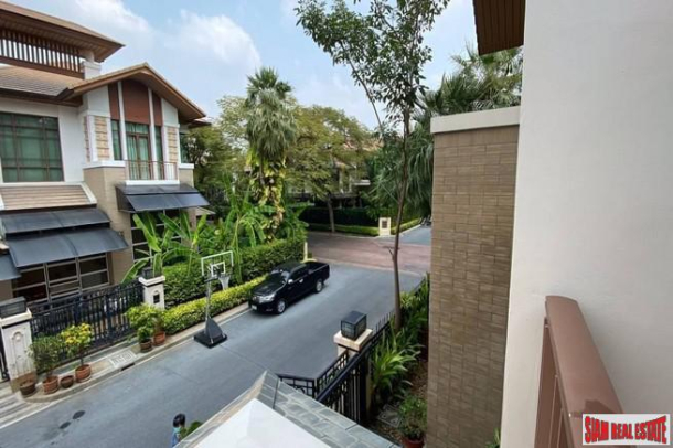 Prime Sukhumvit(@) Sansiri | Luxury Four Bedroom Corner House with Private Pool in Secure Sukhumvit 67 Estate-2