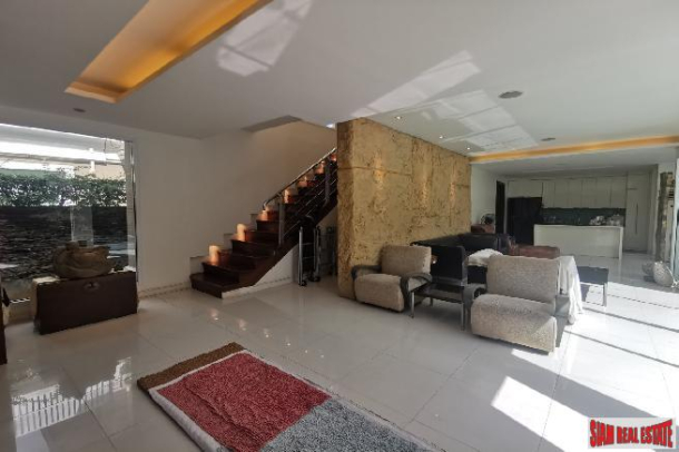 Villa Ratchatewi | Spacious One Bedroom Duplex for Rent near Phaya Thai and Ratchathewi BTS station-14