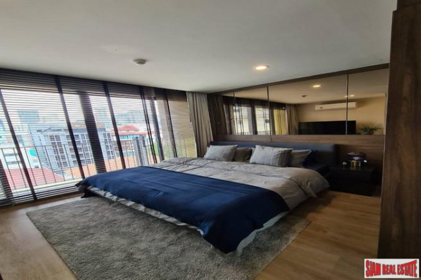 Absolute Twin Sands Tri Trang Beach | One Bedroom Sea View in Luxury Patong Condo-25