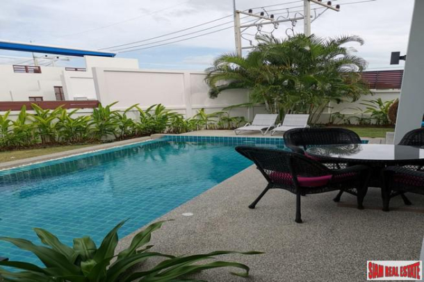 3 Bed Private Pool Villa with Roof Terrace For Sale in Secure Estate at South Hua Hin-4